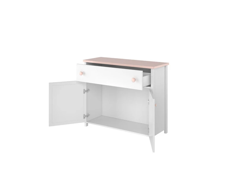 Otwarta biała komoda dziecięca z różowymi dodatkami i półkami.