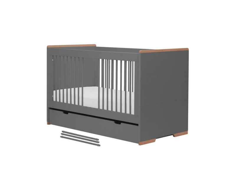 Szare łóżeczko niemowlęce z szufladą i wyjmowanymi szczebelkami