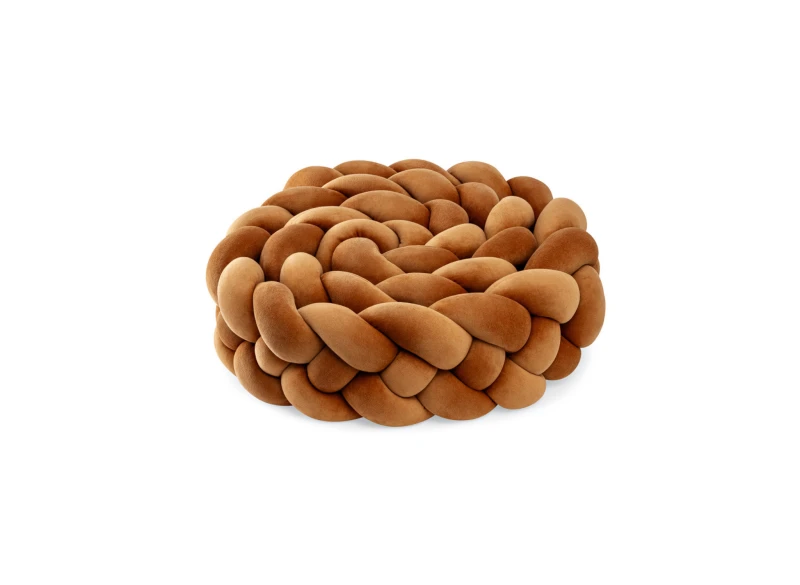 Morski ochraniacz do łóżeczka smok, pluszowy wałek w drewnianym łóżku domek.