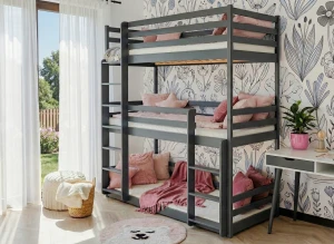 Szare łóżko piętrowe dla trojga dzieci, nowoczesny design w pokoju dziecięcym.