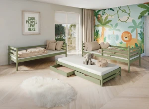 Potrójne łóżko dziecięce zielone, wysuwany dół na kółkach, dekoracja pokoju w stylu safari.