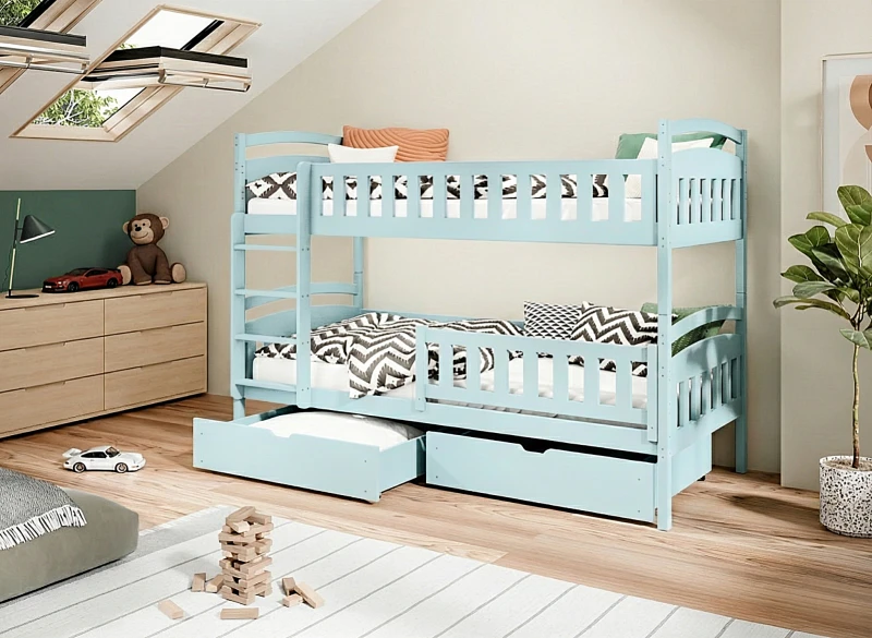 Solidne łóżko piętrowe dla dzieci w kolorze błękitnym z wysuwanymi szufladami.
