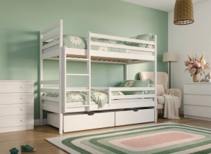 Białe łóżko piętrowe drewniane z drabinką i szufladami, z białymi materacami, na białym tle.