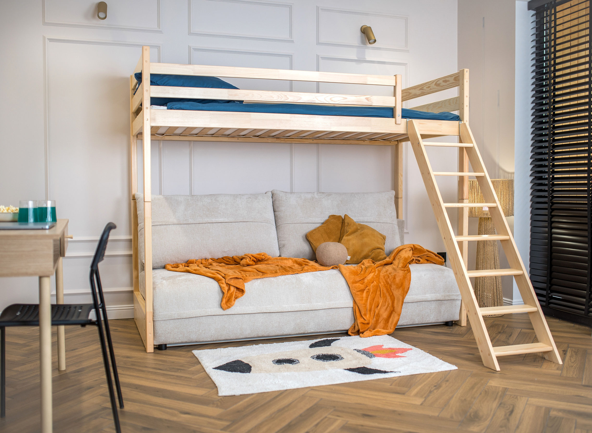 SAVIO Blå 90x200/140x200 loftsäng på antresol med bäddsoffa – Lano Meble